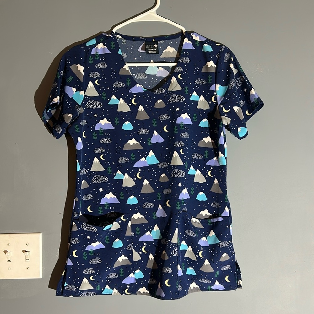 Zoe + Chloe scrub top
